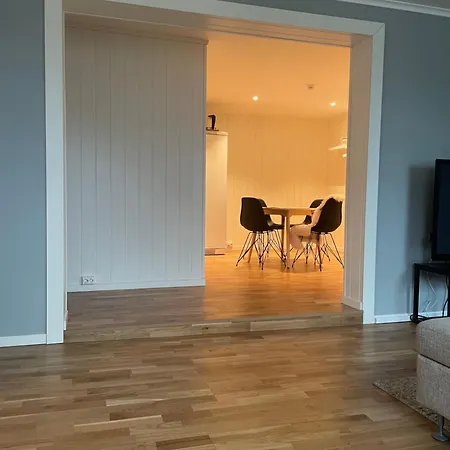 Cozy Apartment With A View Tromso Exterior photo